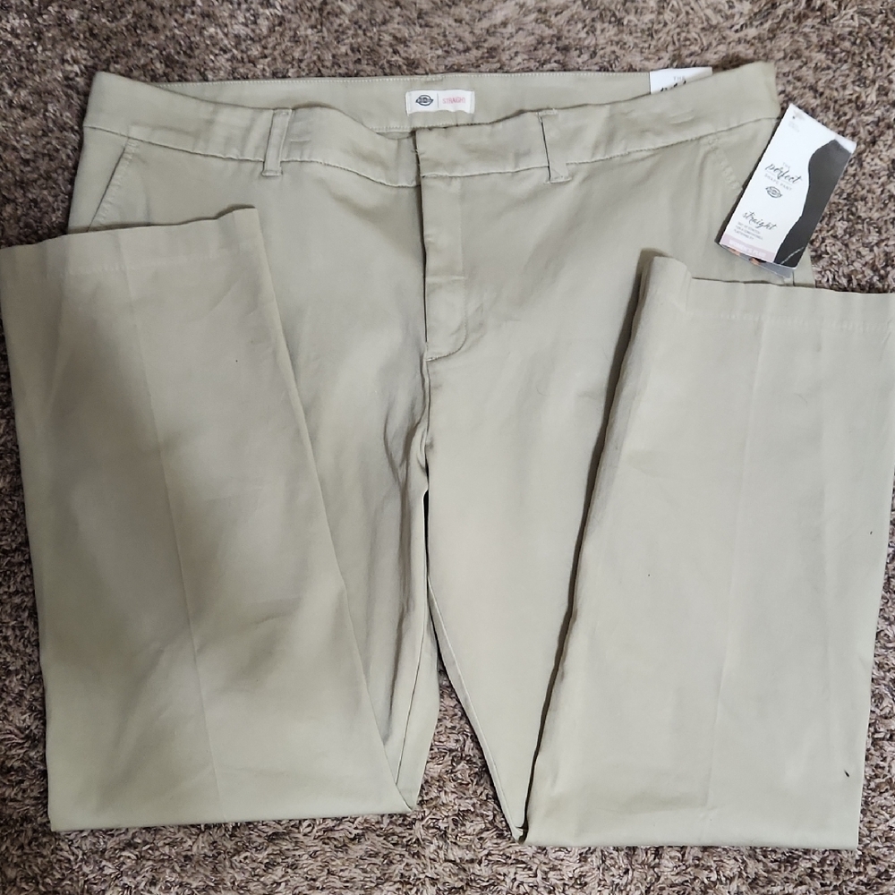 Dickies The Perfect Shape Mens 22W Straight Khaki Pants Nwt